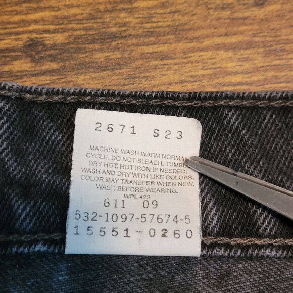 Vtg 90s Levi's 550 Relaxed Tapered Jeans High Rise  USA 12 L - Picture 6 of 12